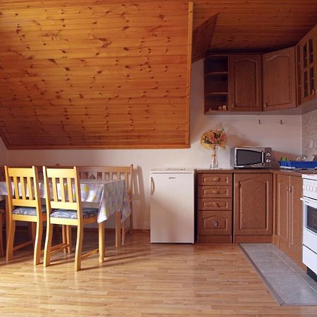 Guesthouse Zafran Smoljanac Eksteriør bilde